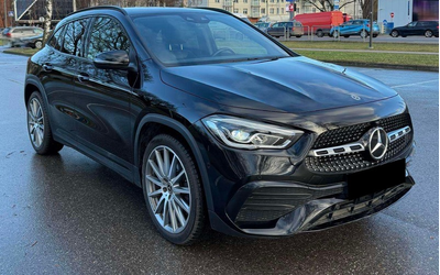 mercedes-benz-gla-gla-200-amg-line - 1