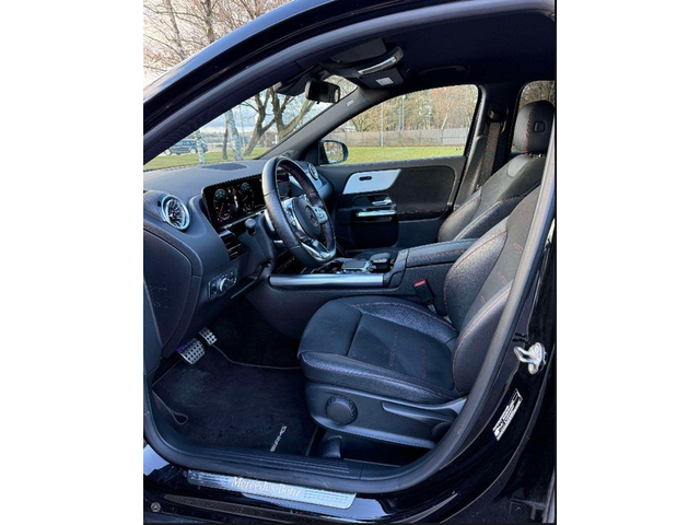 Mercedes-Benz GLA GLA 200 AMG Line - автомобили, коли, обяви за нови и употребявани 4