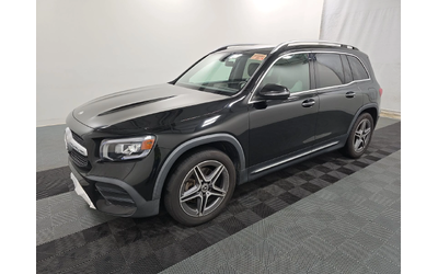 mercedes-benz-glb - 1