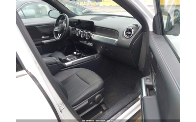 mercedes-benz-glb-250-2-0l-i-4-di-dohc-vvt-turbo-221hp-all-wheel-drive - 4