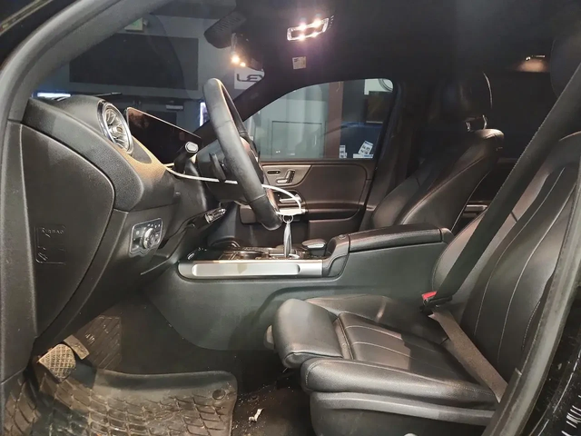 Mercedes-Benz GLB 250 4matic - автомобили, коли, обяви за нови и употребявани 6