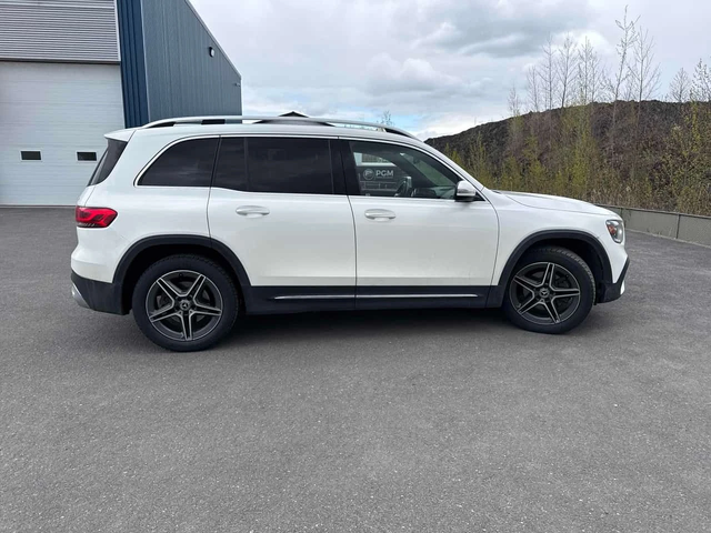 Mercedes-Benz GLB 250 4MATIC AMG-PACK* DISTRONIC* AMBIENTNO* - автомобили, коли, обяви за нови и употребявани 2