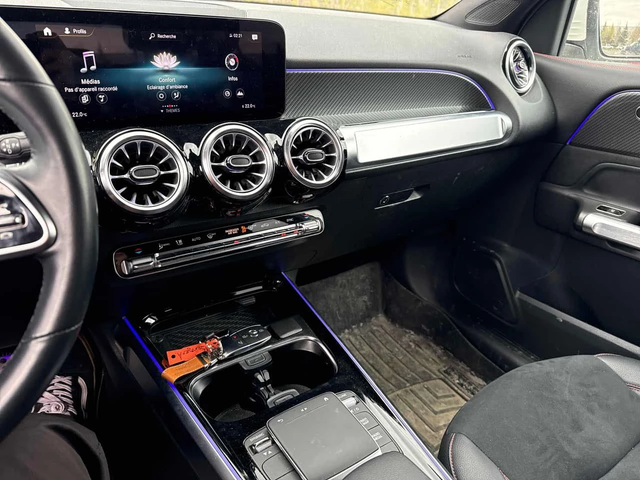 Mercedes-Benz GLB 250 4MATIC AMG-PACK* DISTRONIC* AMBIENTNO* - автомобили, коли, обяви за нови и употребявани 8