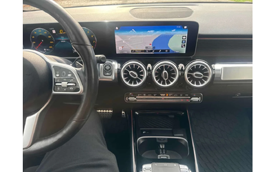 Mercedes-Benz GLB 250 AMG/ПАНОРАМА/ДИСТРОНИК/360 - автомобили, коли, обяви за нови и употребявани 8