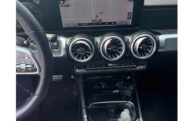 Mercedes-Benz GLB 250 CARFAX - автомобили, коли, обяви за нови и употребявани 6