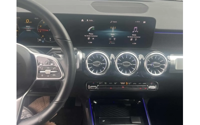Mercedes-Benz GLB 250 2 КЛЮЧА * СЕРВИЗНА ИСТ * ПАНОРАМА * CARFAX - автомобили, коли, обяви за нови и употребявани 11