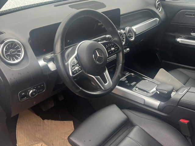 Mercedes-Benz GLB 250 2 КЛЮЧА * СЕРВИЗНА ИСТ * ПАНОРАМА * CARFAX - автомобили, коли, обяви за нови и употребявани 7