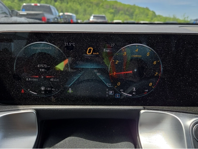Mercedes-Benz GLB 250 2022 Mercedes-Benz GLB 250 - автомобили, коли, обяви за нови и употребявани 5