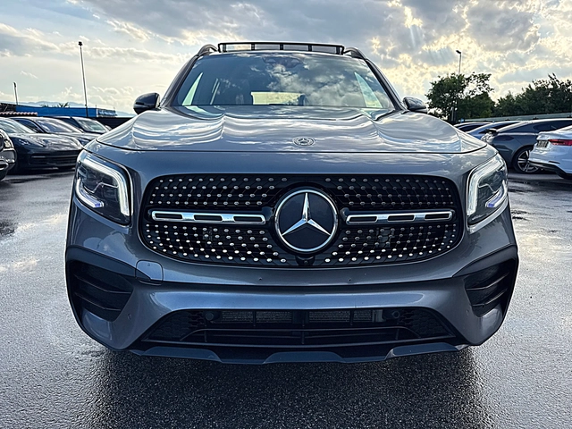Mercedes-Benz GLB 250 AMG-4x4-DISTRONIK-BURMESTER-360KAMERI-PANORAMA-FUL - автомобили, коли, обяви за нови и употребявани 0