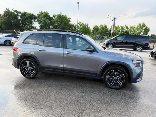 Mercedes-Benz GLB 250 AMG-4x4-DISTRONIK-BURMESTER-360KAMERI-PANORAMA-FUL - автомобили, коли, обяви за нови и употребявани 1