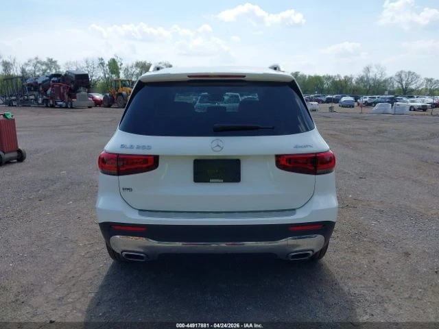 Mercedes-Benz GLB 250 ПАНО| МЪРТВА ТОЧКА| BREAK ASSIST - автомобили, коли, обяви за нови и употребявани 15