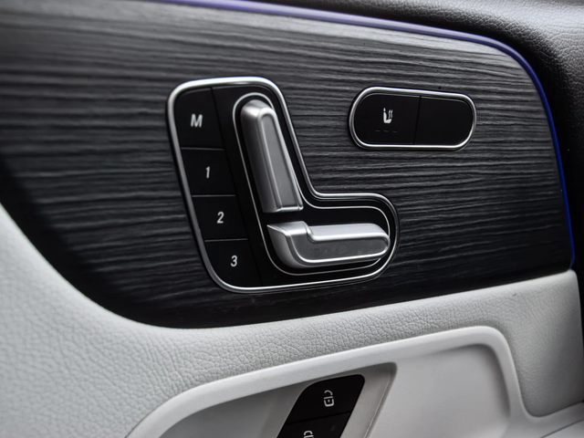 Mercedes-Benz GLB 250 | AMG PKG | ПАНОРАМА | 360 | ПОДГРЕВИ - автомобили, коли, обяви за нови и употребявани 11