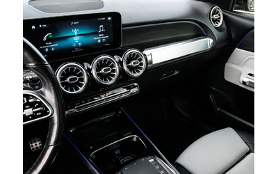 Mercedes-Benz GLB 250 | AMG PKG | ПАНОРАМА | 360 | ПОДГРЕВИ - автомобили, коли, обяви за нови и употребявани 9