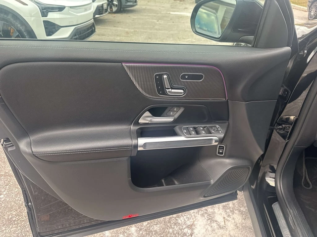 Mercedes-Benz GLB * GLB250 4MATIC * CARFAX * ЦЕНА ДО БГ - автомобили, коли, обяви за нови и употребявани 11