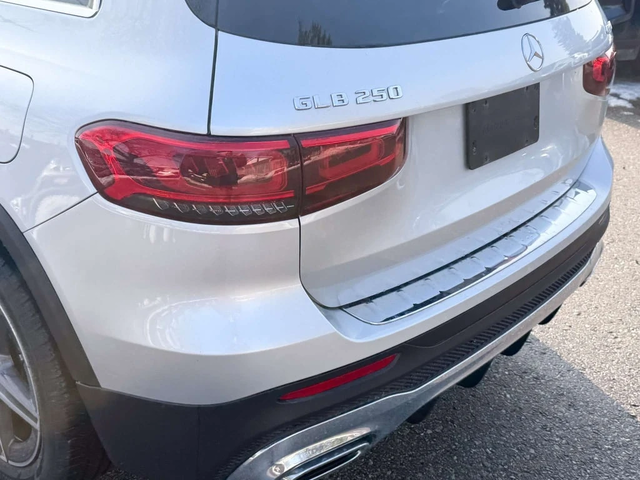 Mercedes-Benz GLB * GLB250 4M * CARFAX * ЦЕНА ДО БГ - автомобили, коли, обяви за нови и употребявани 9