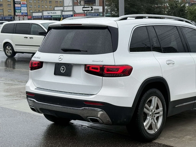 Mercedes-Benz GLB * GLB250 4M * CARFAX * ЦЕНА ДО БГ - автомобили, коли, обяви за нови и употребявани 4