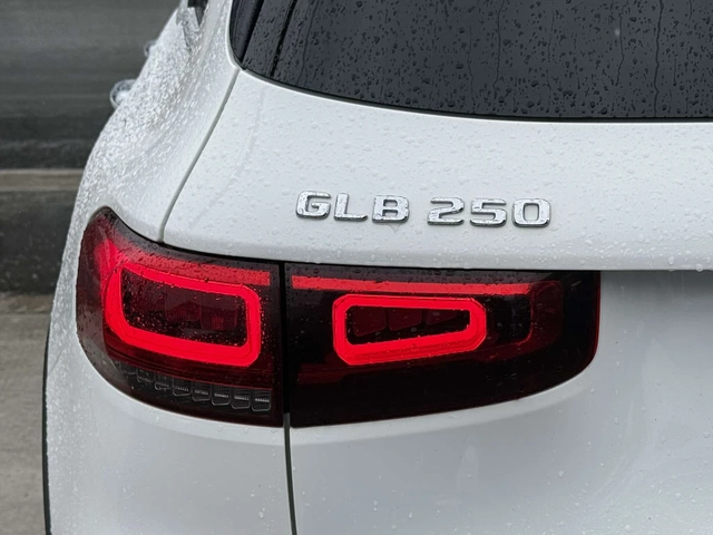 Mercedes-Benz GLB * GLB250 4M * CARFAX * ЦЕНА ДО БГ - автомобили, коли, обяви за нови и употребявани 7