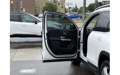 Mercedes-Benz GLB * GLB250 4M * CARFAX * ЦЕНА ДО БГ - автомобили, коли, обяви за нови и употребявани 9