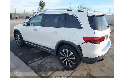 mercedes-benz-glb - 2