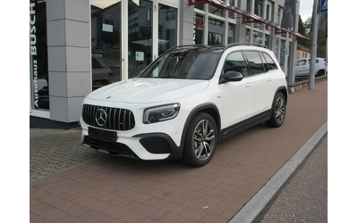 mercedes-benz-glb - 0