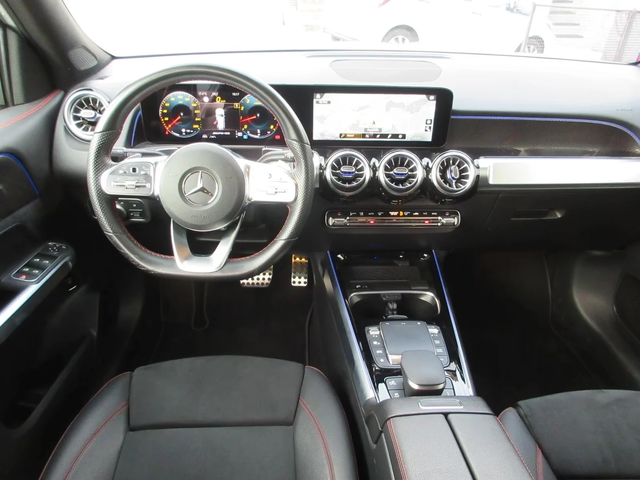 Mercedes-Benz GLB 35 AMG 4Matic - автомобили, коли, обяви за нови и употребявани 6