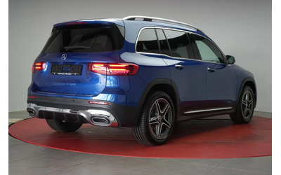 mercedes-benz-glb - 2