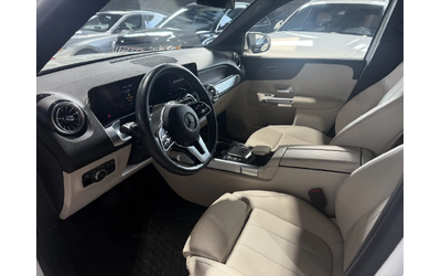 mercedes-benz-glb - 1