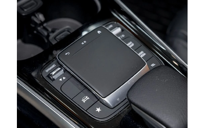 Mercedes-Benz GLB 4MATIC* АвтоКредит* (ЦЕНА ДО БГ) - автомобили, коли, обяви за нови и употребявани 14