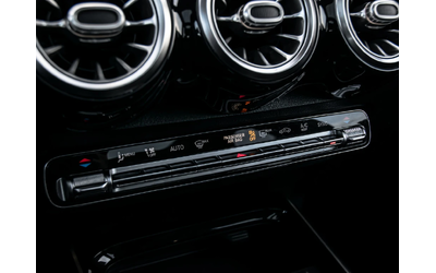 Mercedes-Benz GLB 4MATIC* АвтоКредит* (ЦЕНА ДО БГ) - автомобили, коли, обяви за нови и употребявани 14