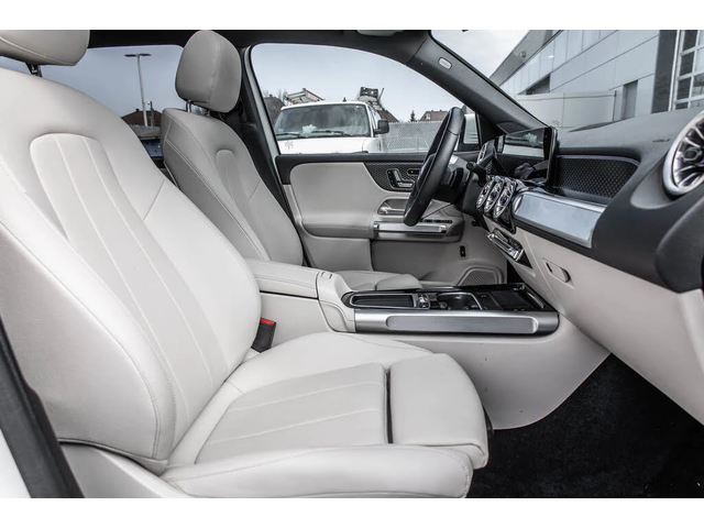 Mercedes-Benz GLB 250* 4MATIC* АвтоКредит* (ЦЕНА ДО БГ) - автомобили, коли, обяви за нови и употребявани 14