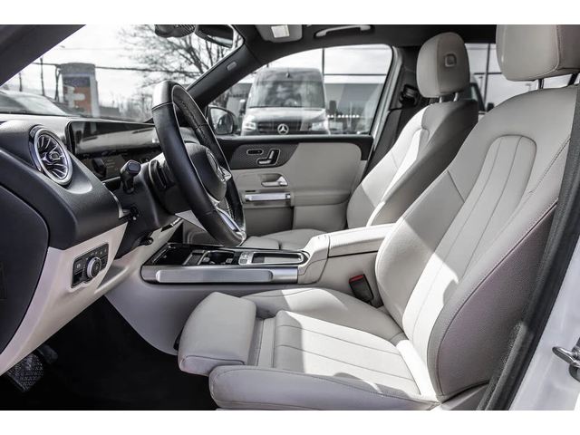 Mercedes-Benz GLB 250* 4MATIC* АвтоКредит* (ЦЕНА ДО БГ) - автомобили, коли, обяви за нови и употребявани 7