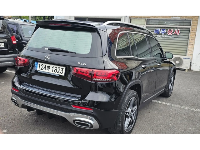 Mercedes-Benz GLB AMG PACKAGE - автомобили, коли, обяви за нови и употребявани 1
