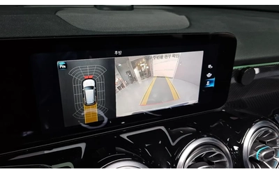 Mercedes-Benz GLB АМГ | 4MATIC | ПОДГРЕВИ - автомобили, коли, обяви за нови и употребявани 9