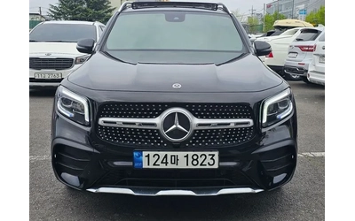 mercedes-benz-glb - 0