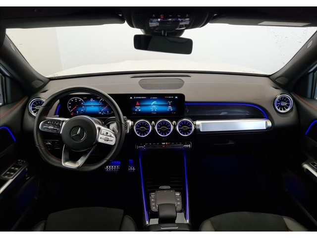 Mercedes-Benz GLB GLB 200i 4Matic AMG Line - автомобили, коли, обяви за нови и употребявани 5