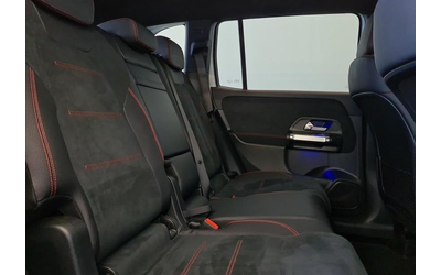 Mercedes-Benz GLB GLB 200i 4Matic AMG Line - автомобили, коли, обяви за нови и употребявани 6