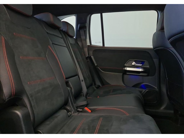 Mercedes-Benz GLB GLB 200i 4Matic AMG Line - автомобили, коли, обяви за нови и употребявани 6