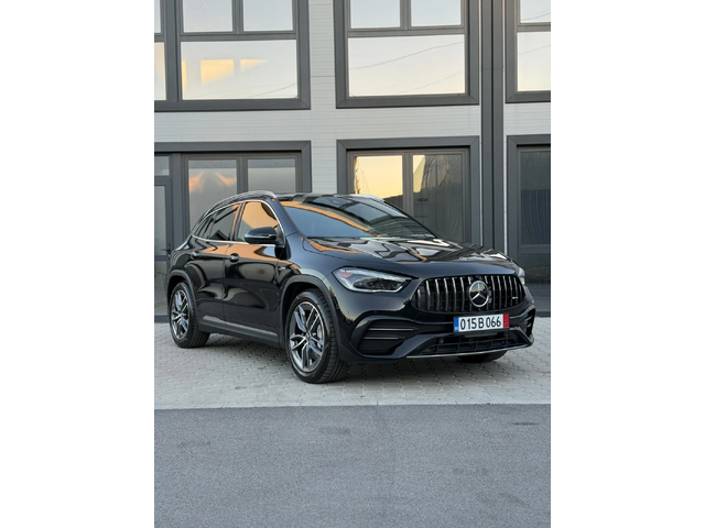 Mercedes-Benz GLB35AMG 35 AMG* 4MATIC* НАЛИЧНА В БГ* ПОДГРЕВ* - автомобили, коли, обяви за нови и употребявани 2