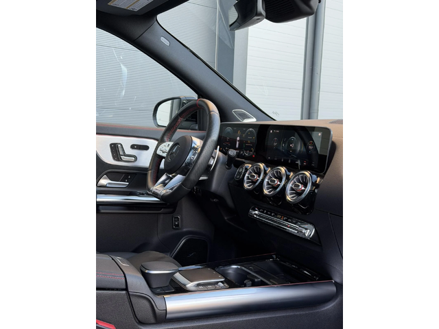 Mercedes-Benz GLB35AMG 35 AMG* 4MATIC* НАЛИЧНА В БГ* ПОДГРЕВ* - автомобили, коли, обяви за нови и употребявани 6