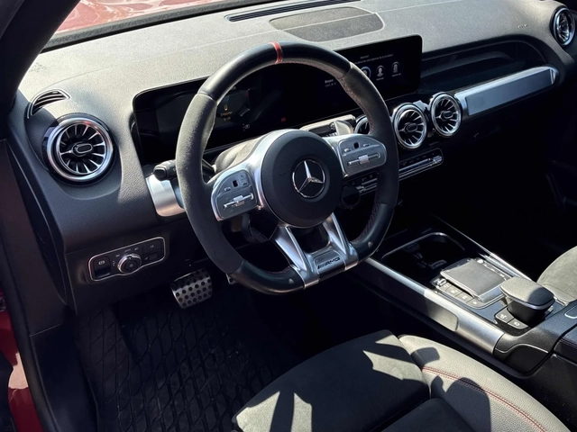 Mercedes-Benz GLB35AMG 2 КЛЮЧА * ПАНОРАМА * ПОДГРЕВИ * CARFAX - автомобили, коли, обяви за нови и употребявани 6