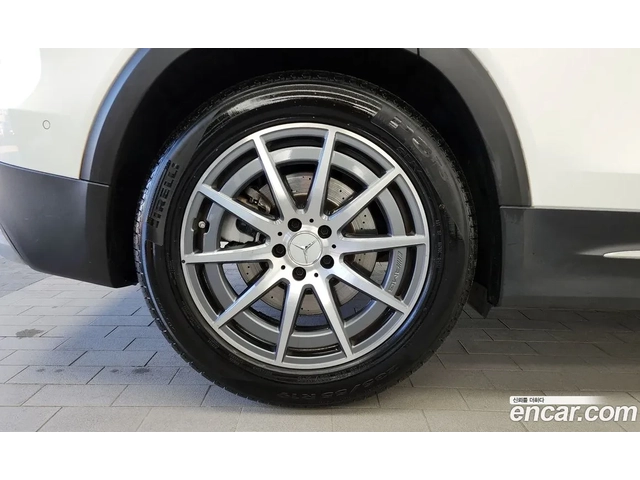 Mercedes-Benz GLB35AMG 4MATIC| КАМЕРА| ПОДГРЕВ| ОПЦИЯ ЗА ЛИЗИНГ - автомобили, коли, обяви за нови и употребявани 4