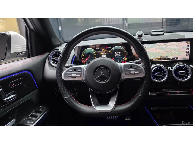 Mercedes-Benz GLB35AMG 4MATIC* КОЖА* ПОДГРЕВ* ОБДУХВ* BURMASTER* PANO* 36 - автомобили, коли, обяви за нови и употребявани 12
