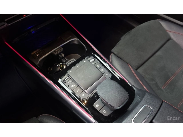 Mercedes-Benz GLB35AMG 4MATIC* ПОДГРЕВ* ДИСТРОНИК* LANE* ASSIST* КАМЕРА* - автомобили, коли, обяви за нови и употребявани 10
