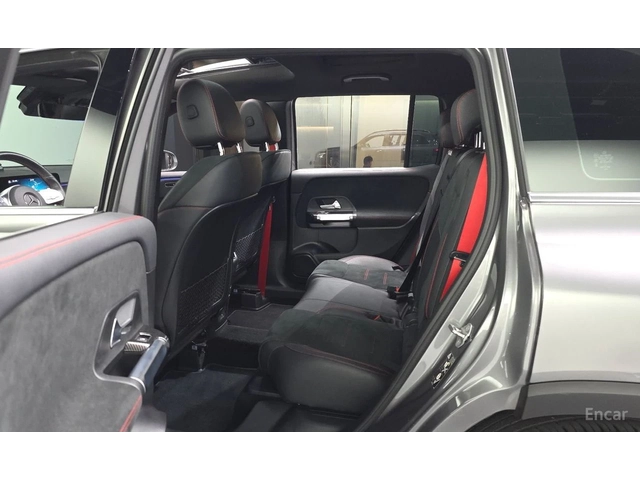 Mercedes-Benz GLB35AMG 4MATIC* ПОДГРЕВ* ДИСТРОНИК* LANE* ASSIST* КАМЕРА* - автомобили, коли, обяви за нови и употребявани 13