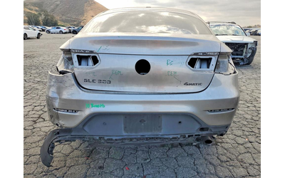 mercedes-benz-glc-2-0l-4-all-wheel-drive - 5