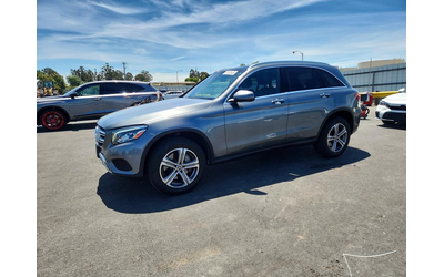 mercedes-benz-glc-2-0l-4-rear-wheel-drive - 1