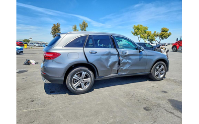 mercedes-benz-glc-2-0l-4-rear-wheel-drive - 3