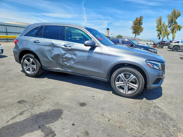 Mercedes-Benz GLC 2.0L 4 REAR WHEEL DRIVE - автомобили, коли, обяви за нови и употребявани 4