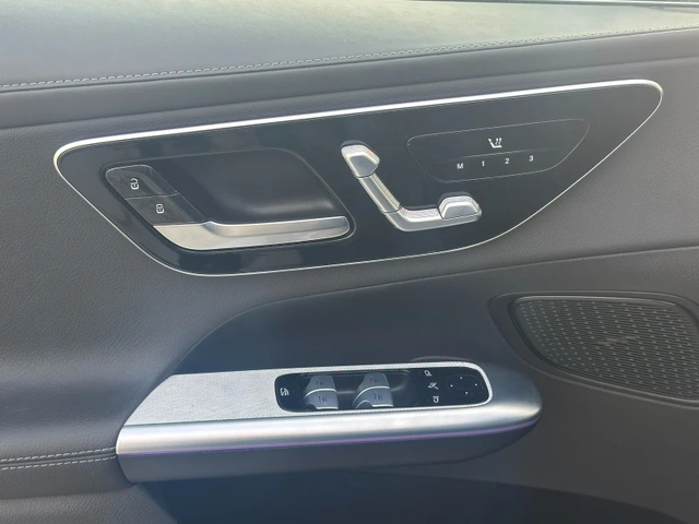 Mercedes-Benz GLC 200 AMG / 4MATIC / ACC / GERMANY-ВНОС / 9G TRONIC / ЛИЗИНГ - автомобили, коли, обяви за нови и употребявани 9