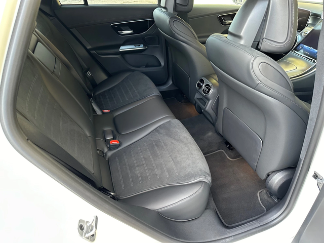 Mercedes-Benz GLC 200 AMG 4Matic В гаранция - автомобили, коли, обяви за нови и употребявани 9